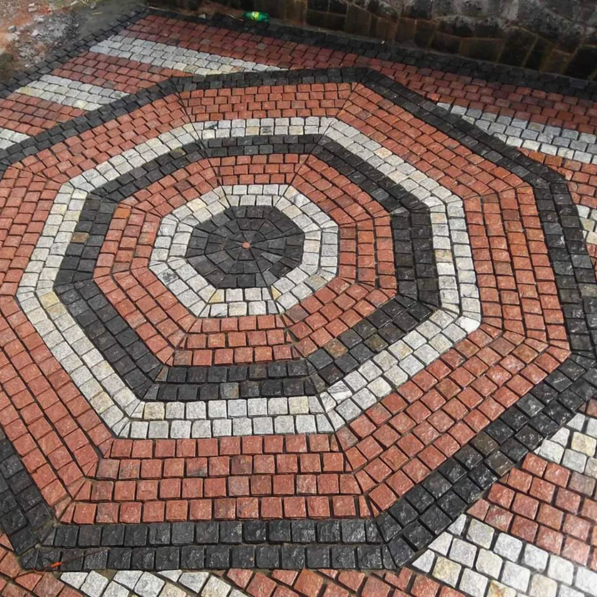 Rakesh Traders Sandstone Features